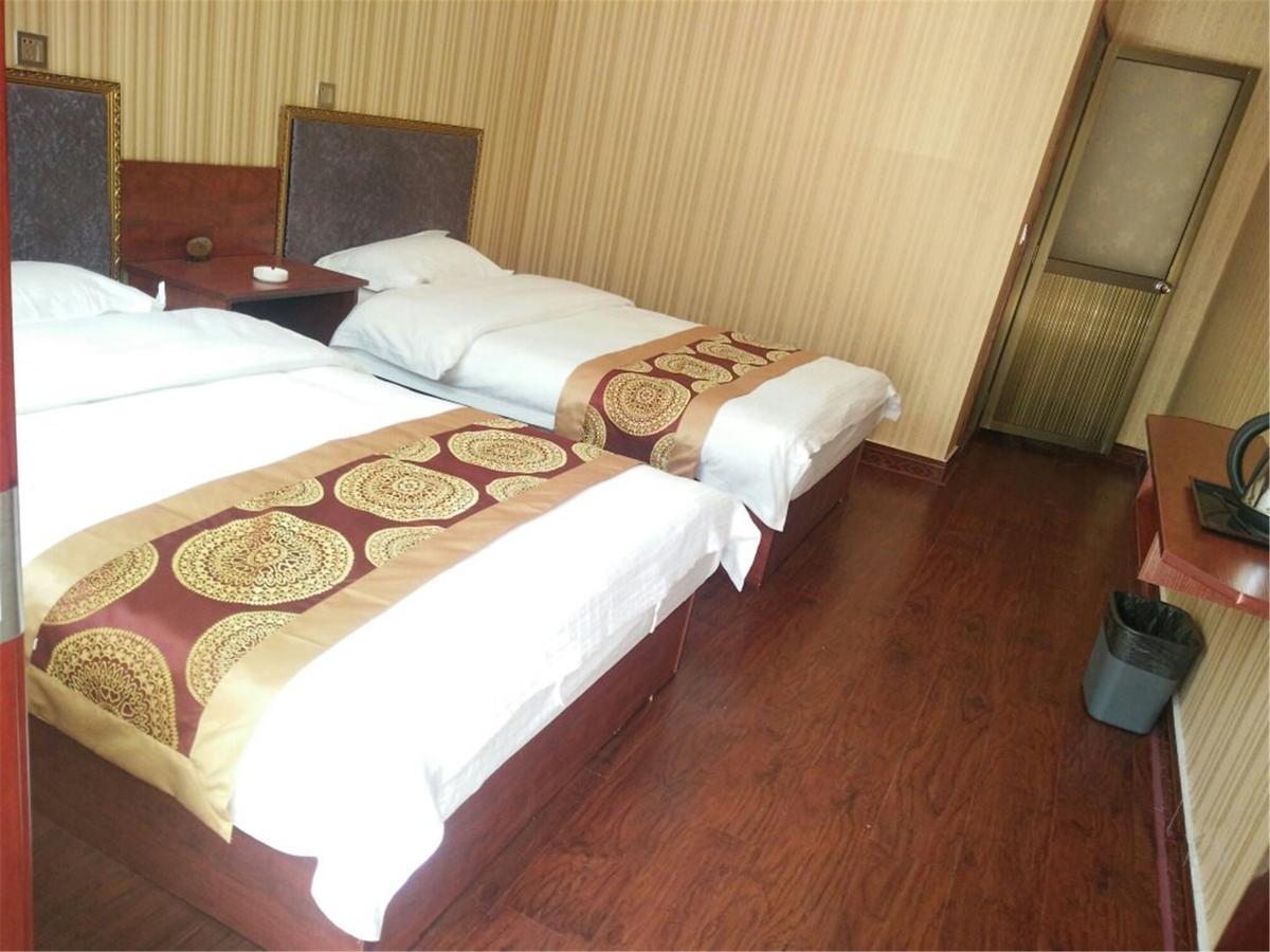Xiahe Labrang Sheng Di Zang Zhuang Hotel 平遥 外观 照片